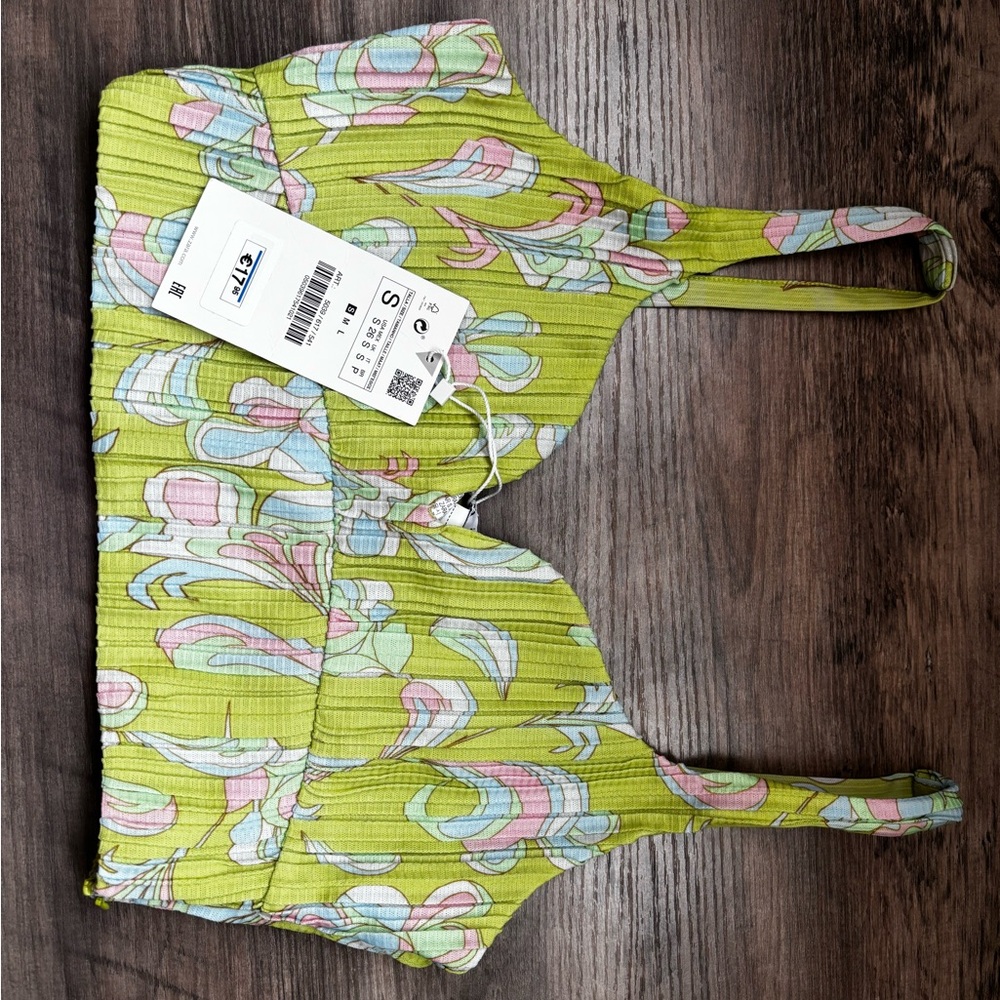 Zara Green and Pink Floral Paisley Crop Top